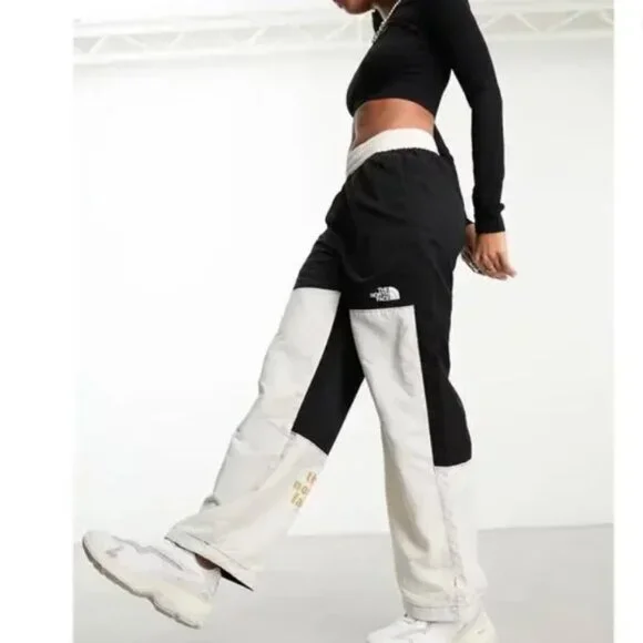 The North Face * Women’s TNF Nylon Easy Pants * Size XL – Black/White (NWT) 🖤🤍 - Picture 1 of 13